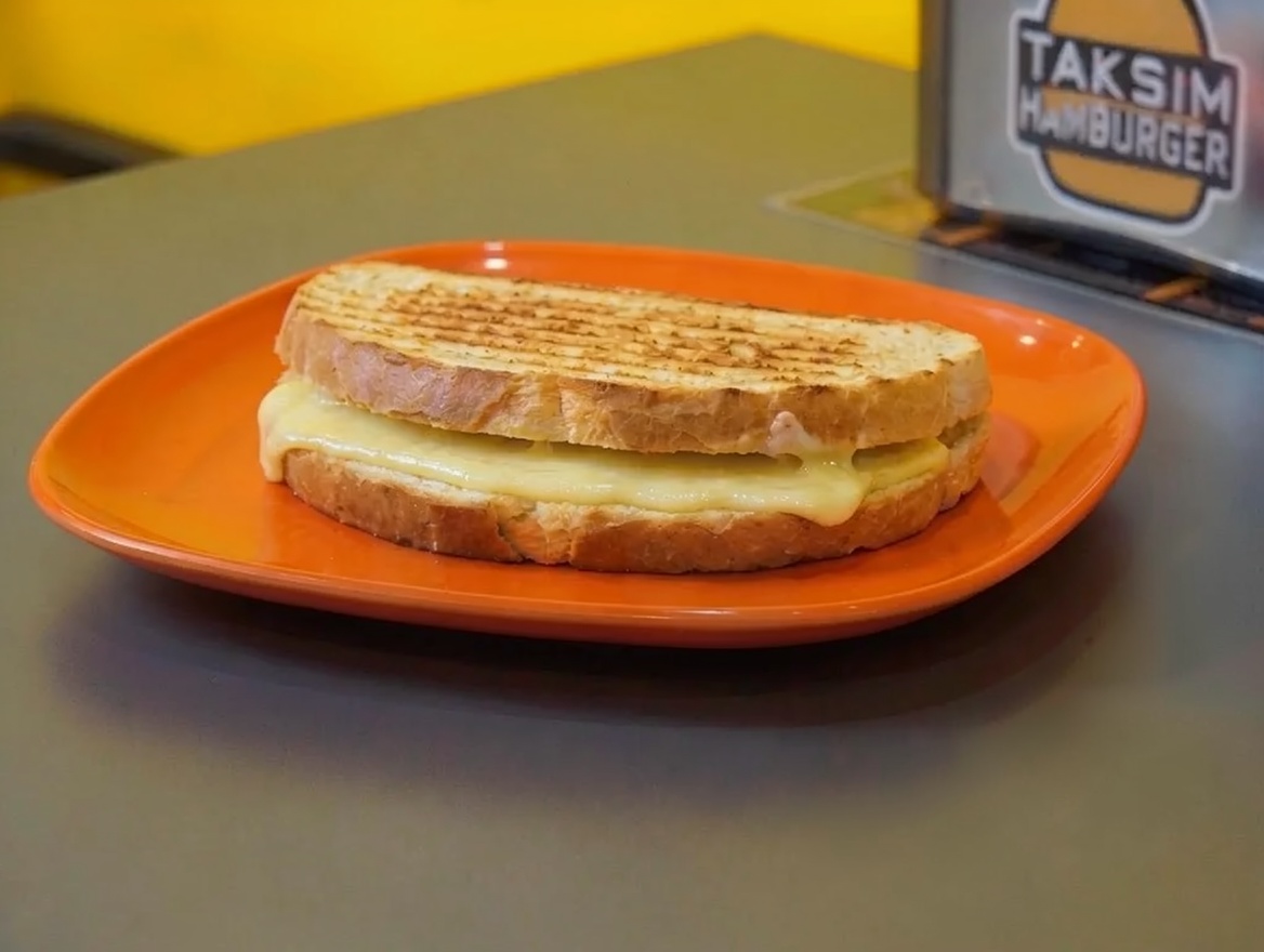 Kaşarlı Tost